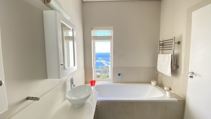 3 Bedroom Property for Sale in Simons Kloof Western Cape